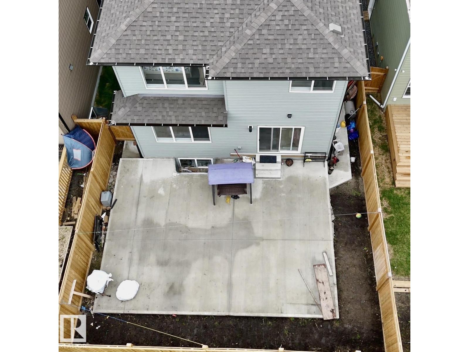 2629 15A AV NW, Edmonton