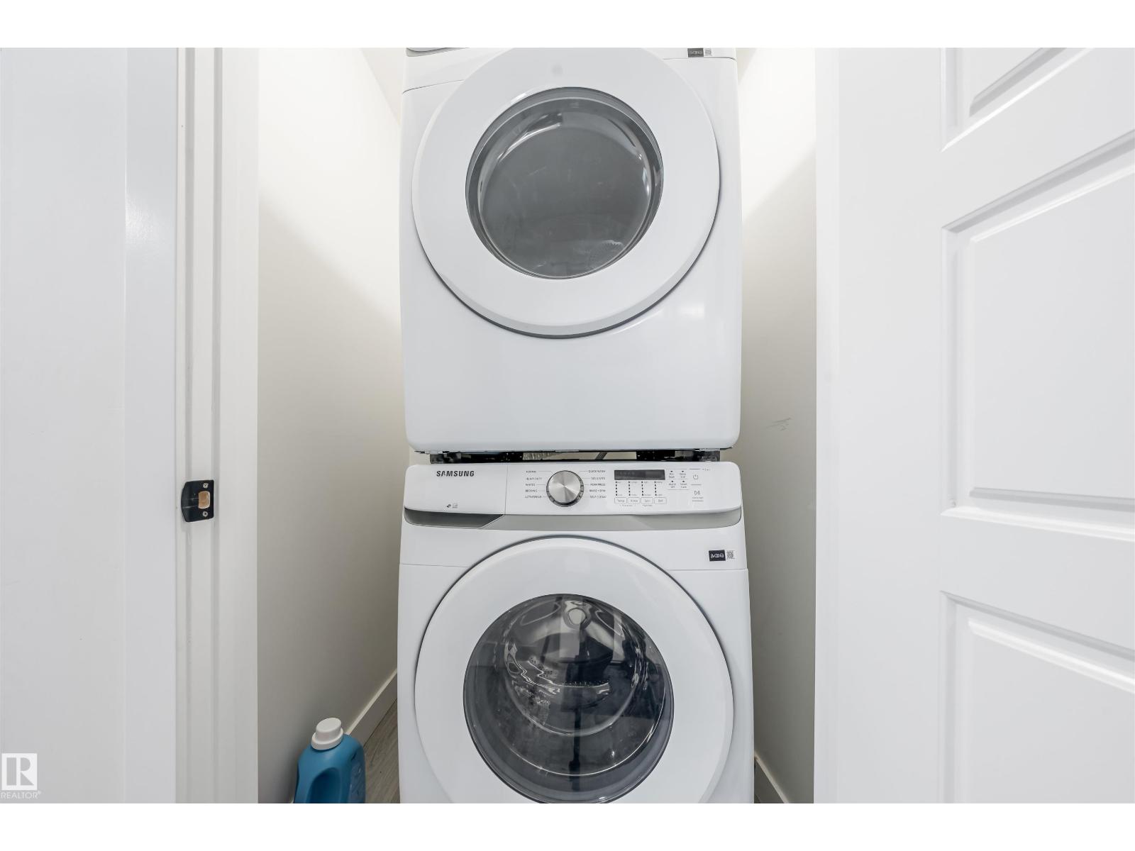 2629 15A AV NW - 49