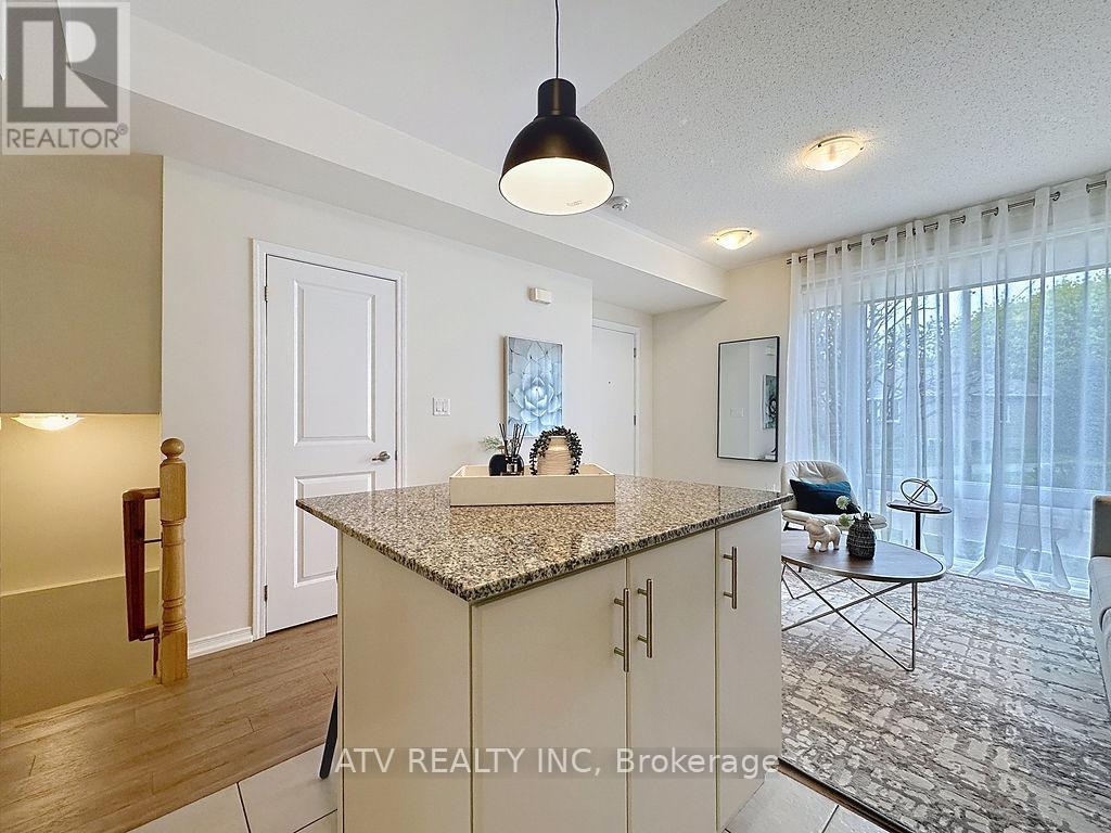 #35 26 FIELDWAY ROAD - 11