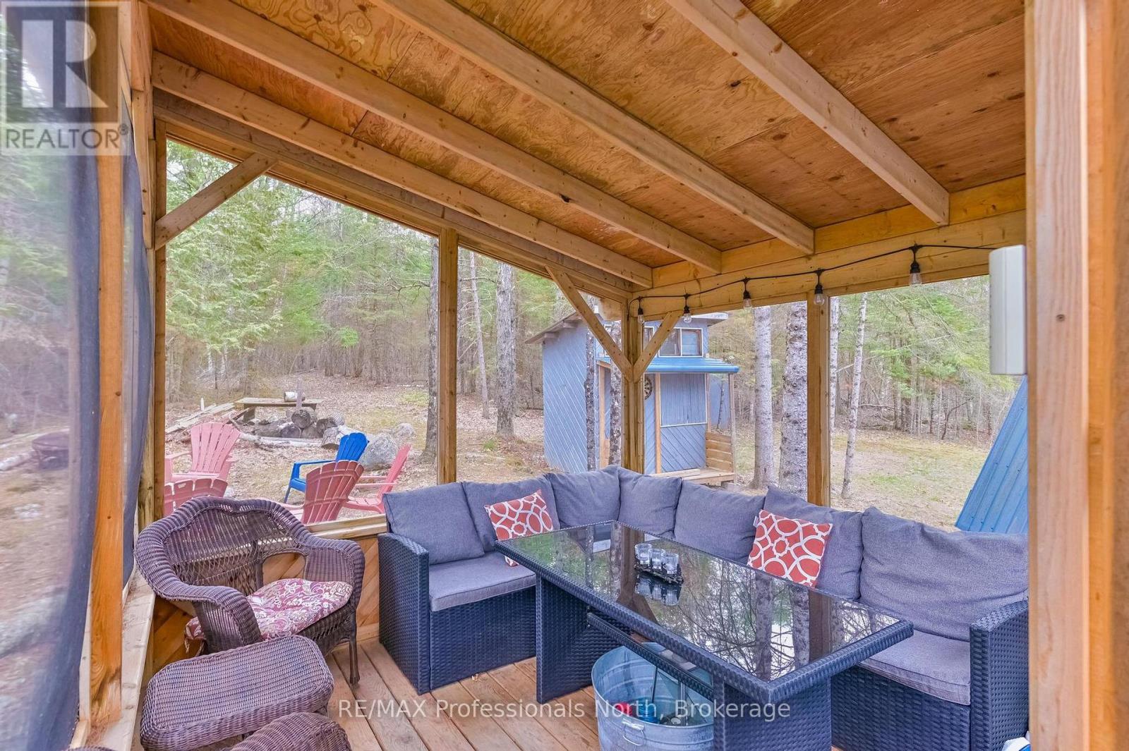 1422 AVERY LANE - 15