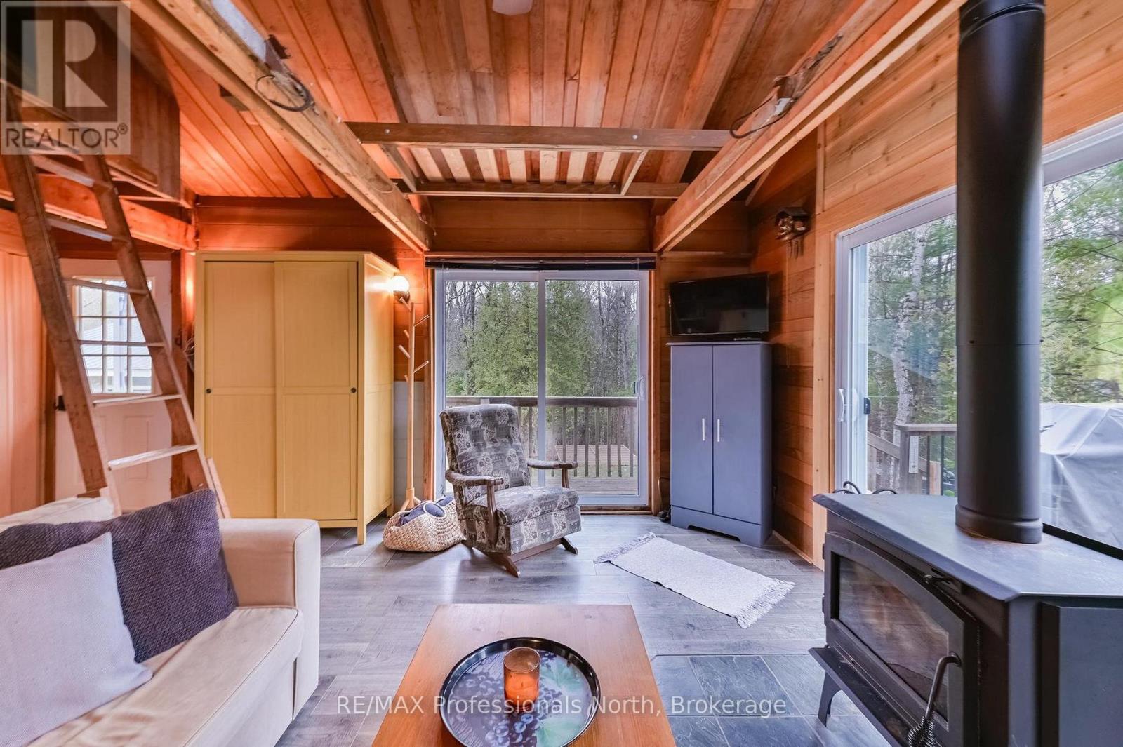 1422 AVERY LANE - 25