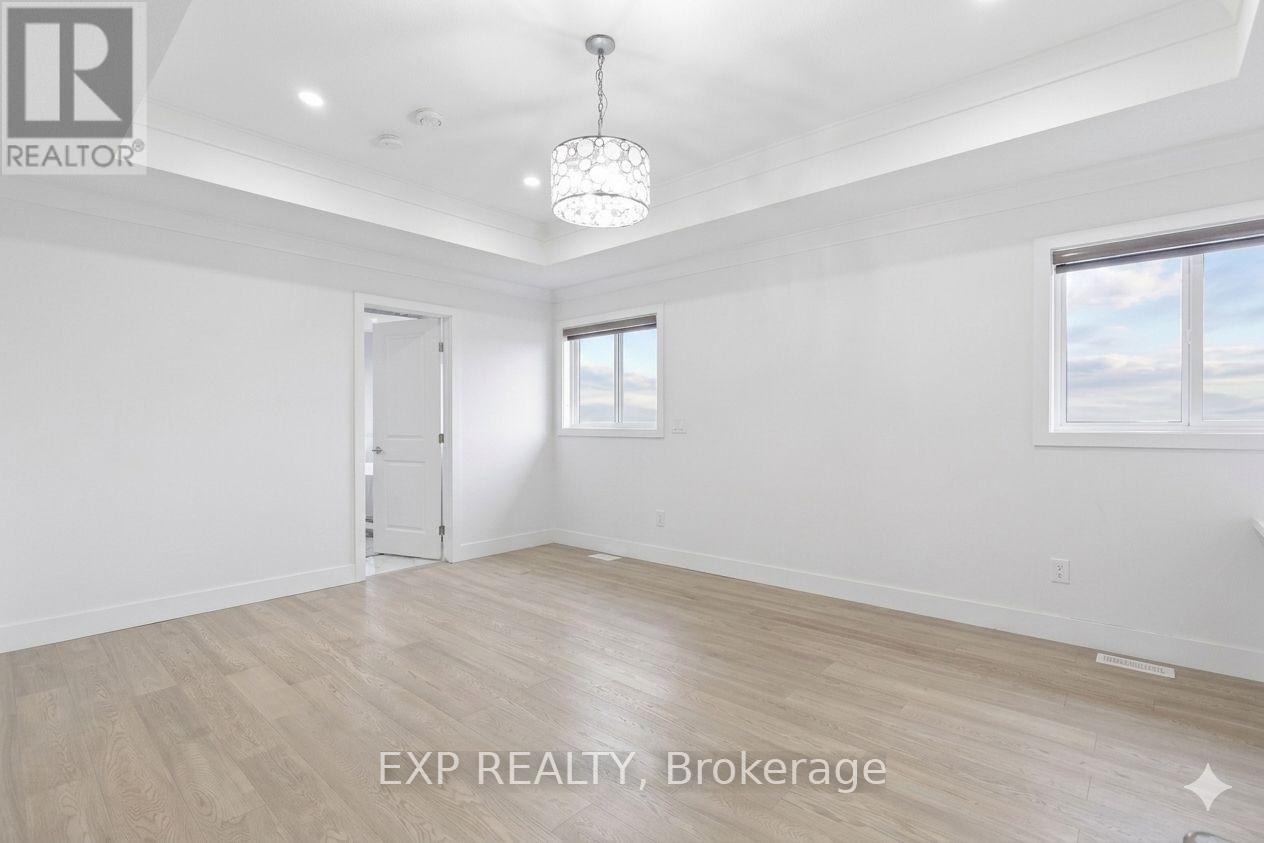 2255 CONSTANCE AVENUE - 17