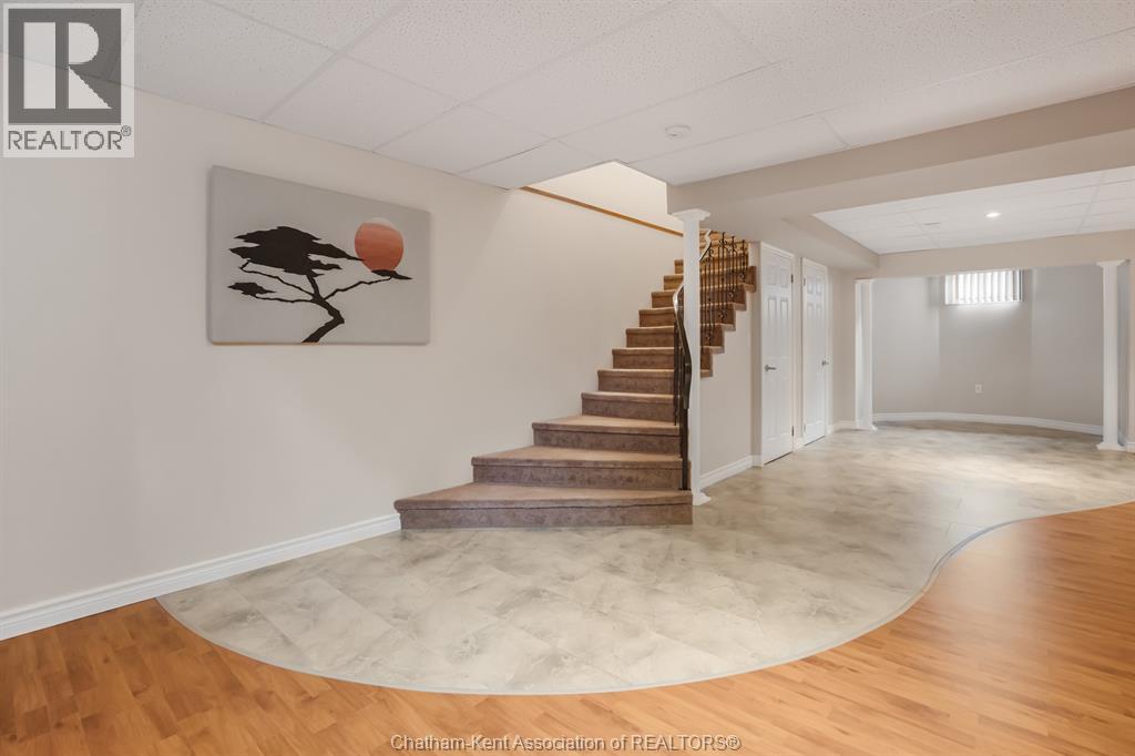 51 BRAEMAR BOULEVARD - 34