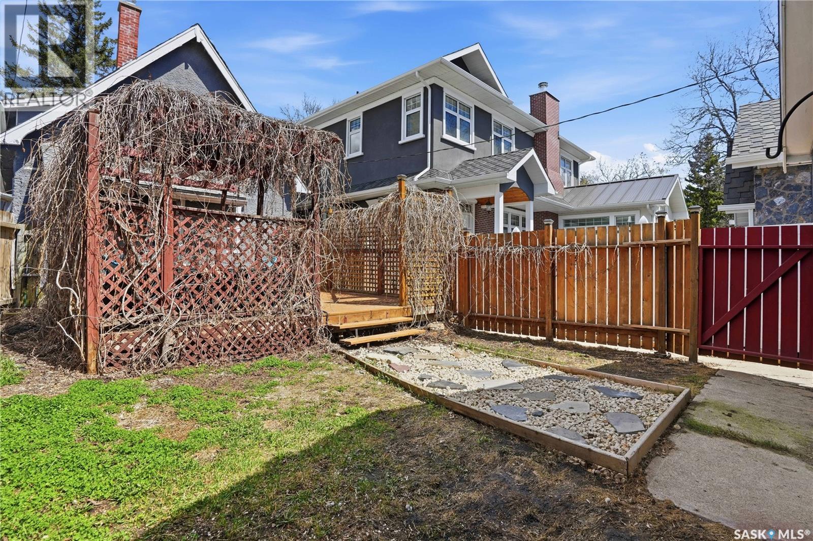 3411 McCallum AVENUE - 6