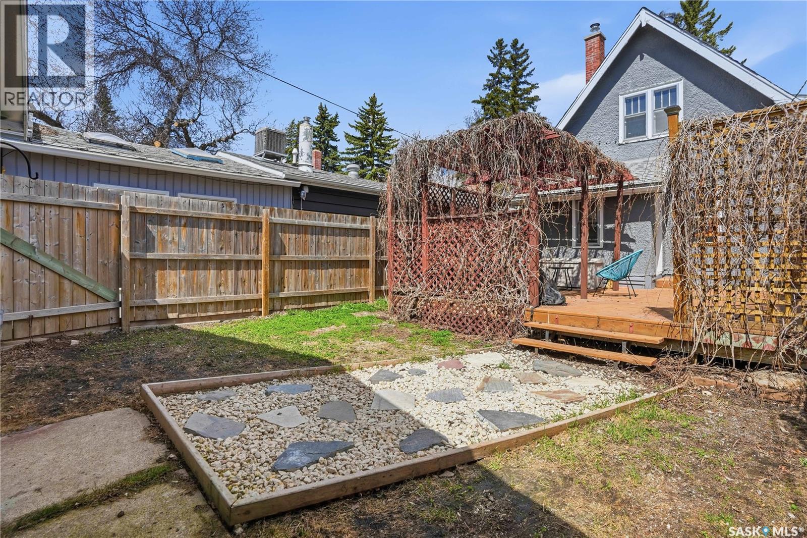 3411 McCallum AVENUE - 7