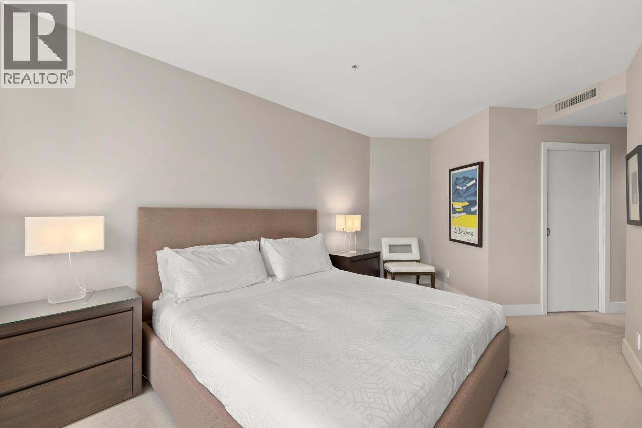 2601 1111 ALBERNI STREET, Vancouver