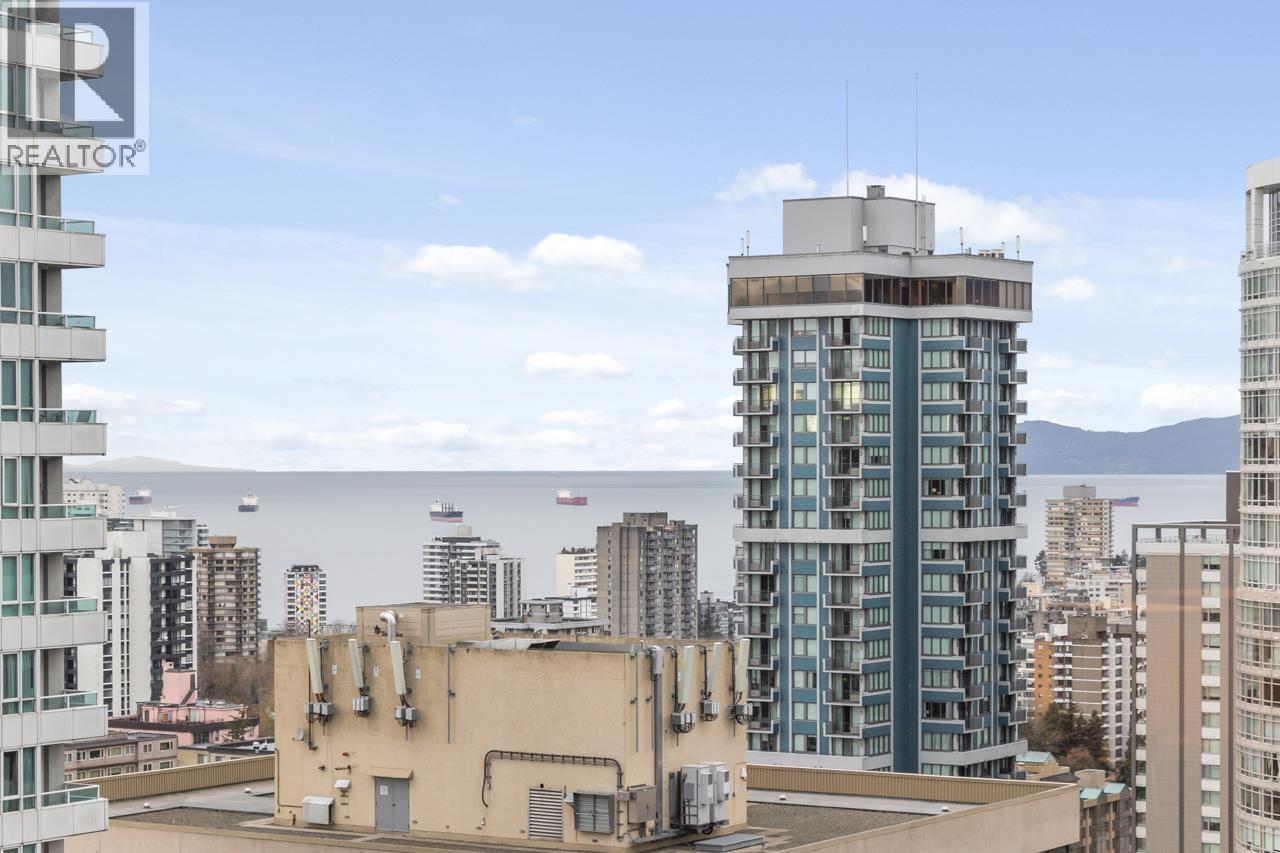 2601 1111 ALBERNI STREET, Vancouver