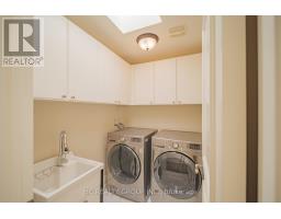 218a Holmes Avenue, Toronto, ON M2N4N1 Photo 37