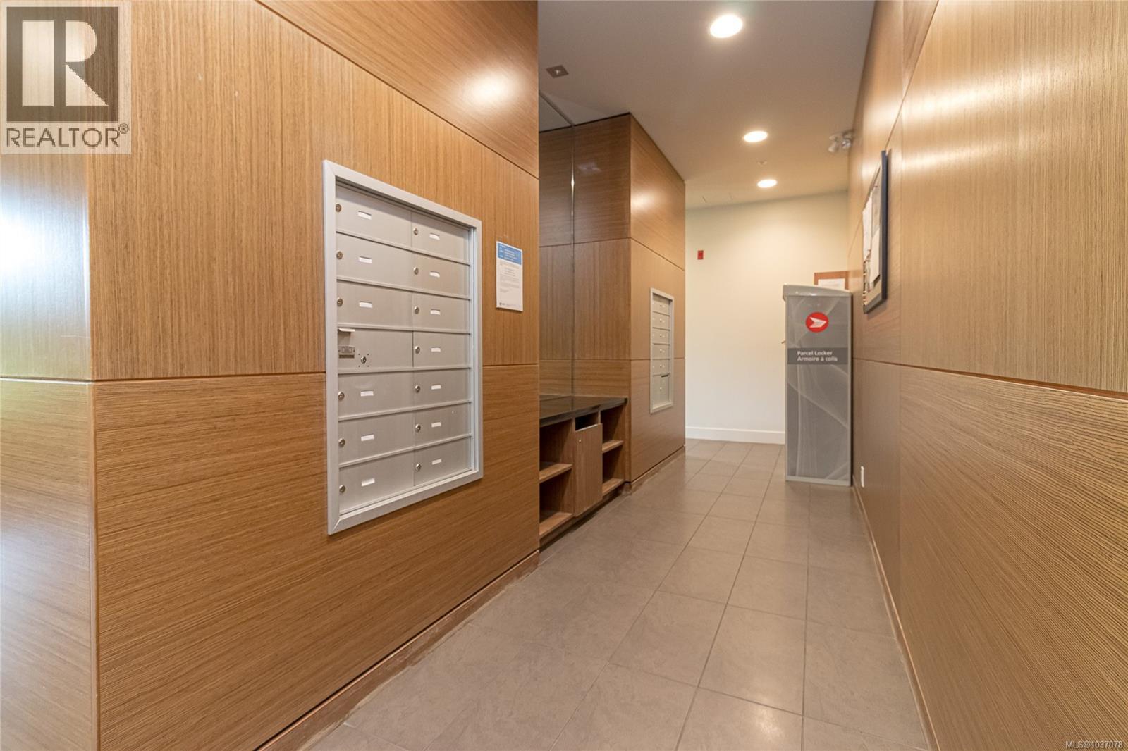 #203 3230 Selleck Way - 10