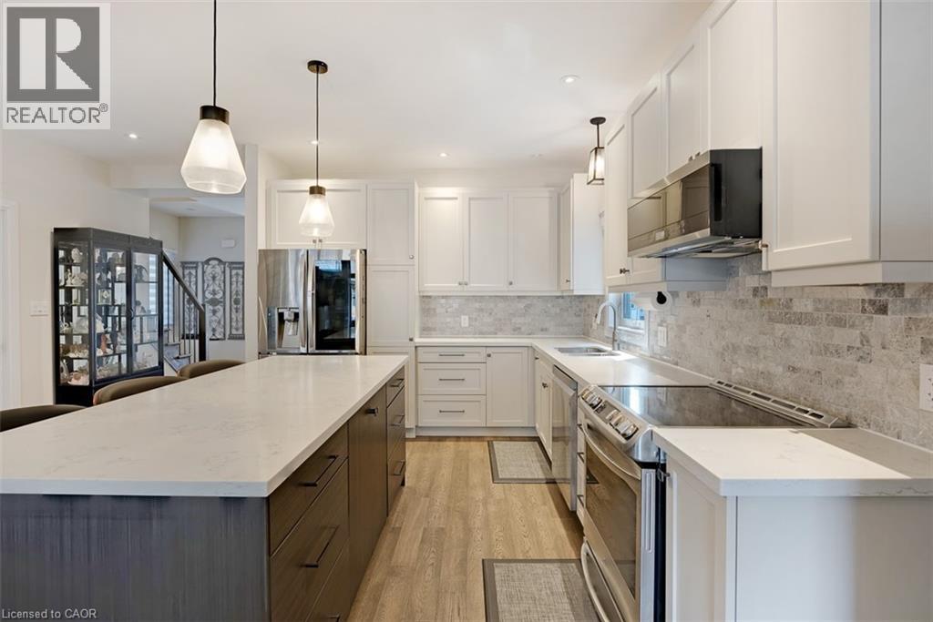 77 B BROADWAY Avenue - 10