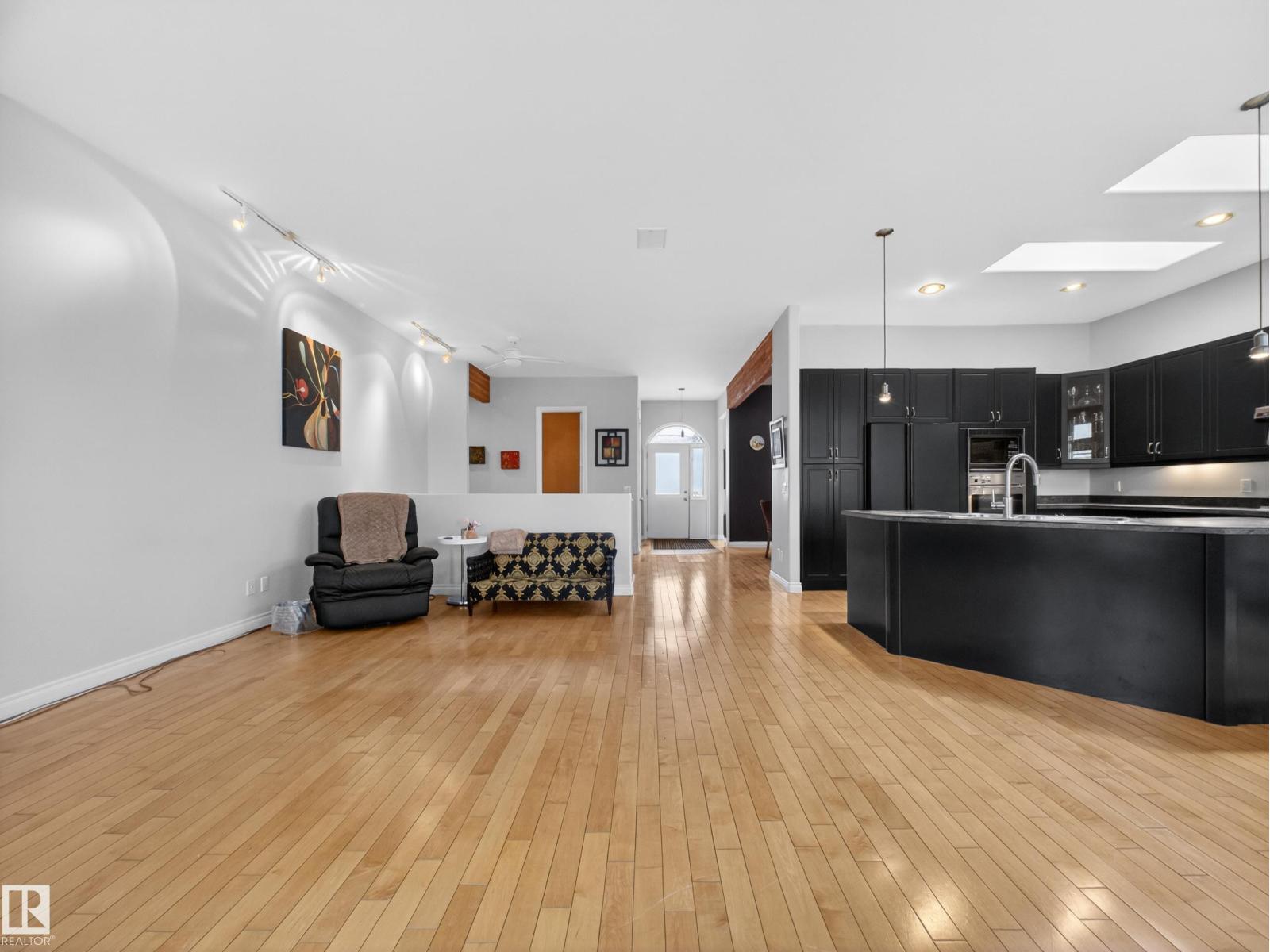 569 BUTTERWORTH WY NW, Edmonton