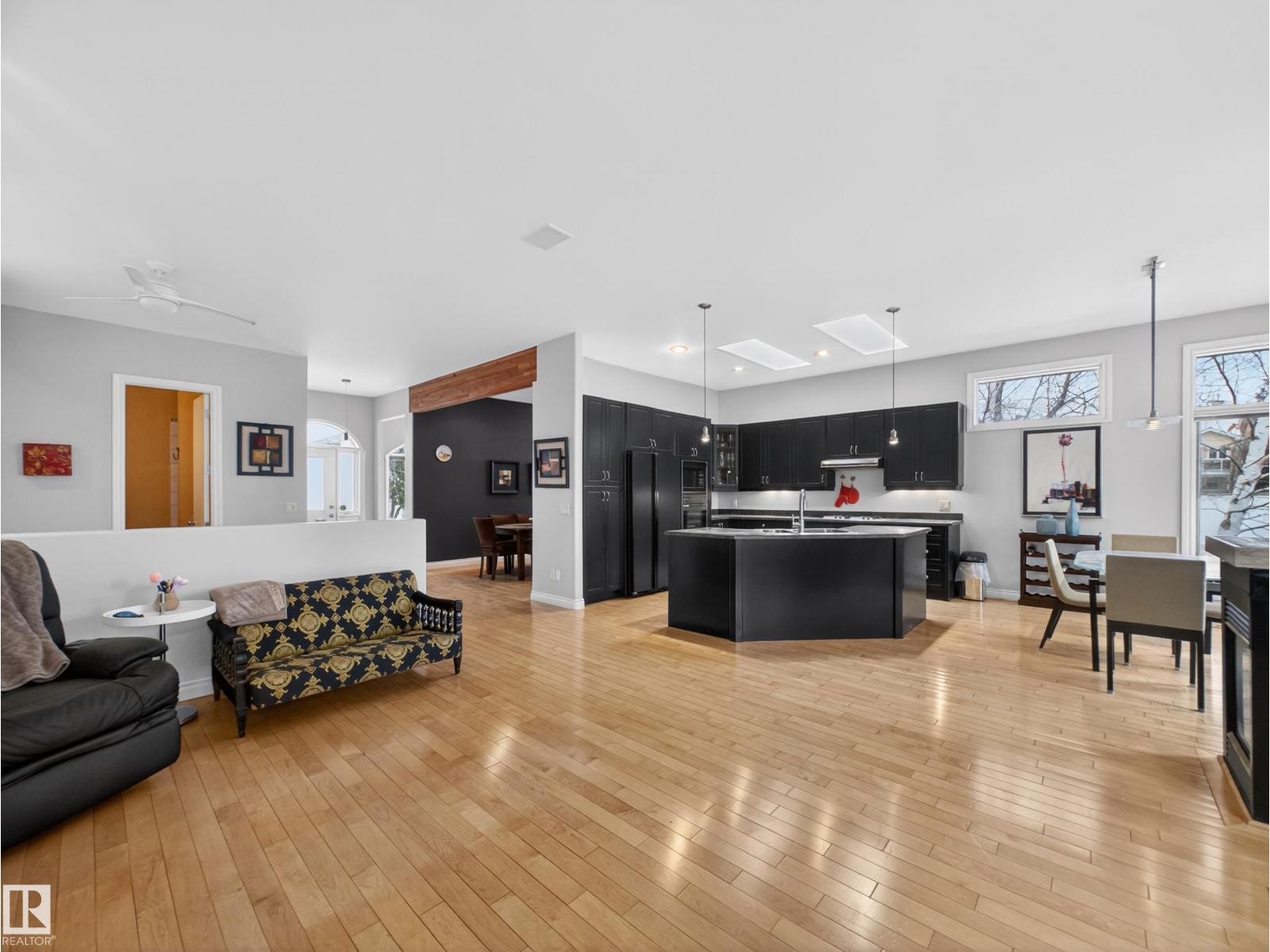 569 BUTTERWORTH WY NW, Edmonton