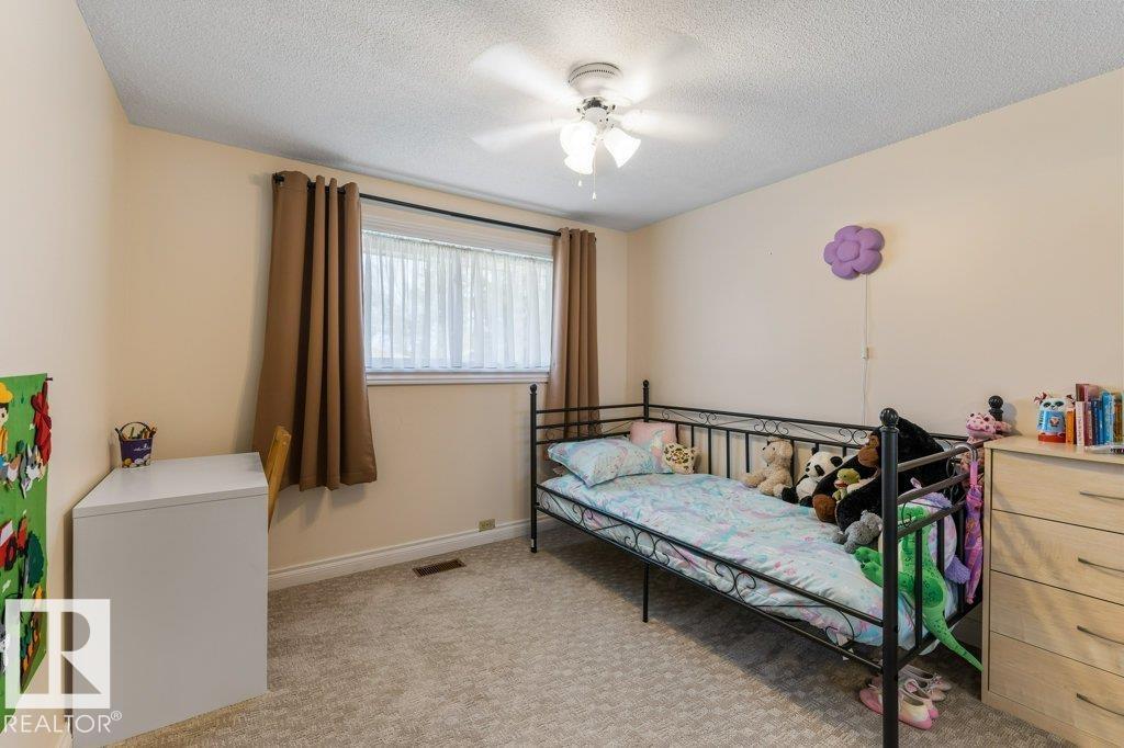1111 MOYER DR, Sherwood Park