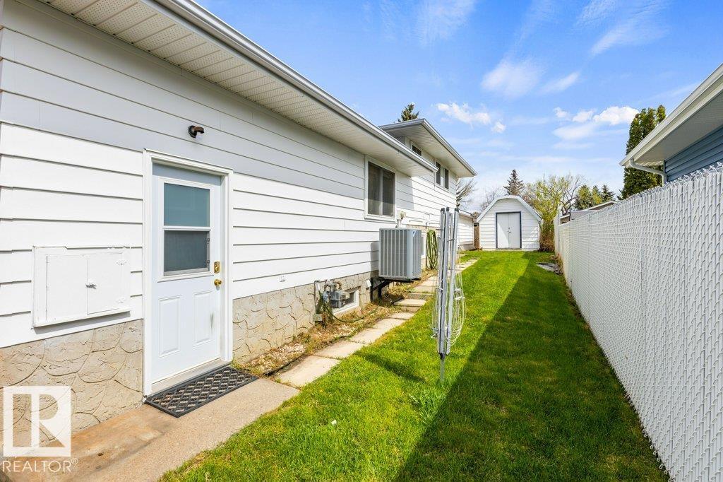 1111 MOYER DR, Sherwood Park