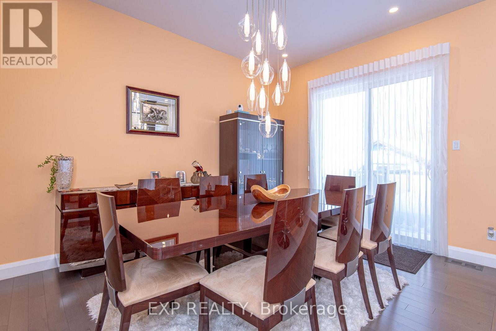 1473 ROSEBELLA AVENUE W - 22