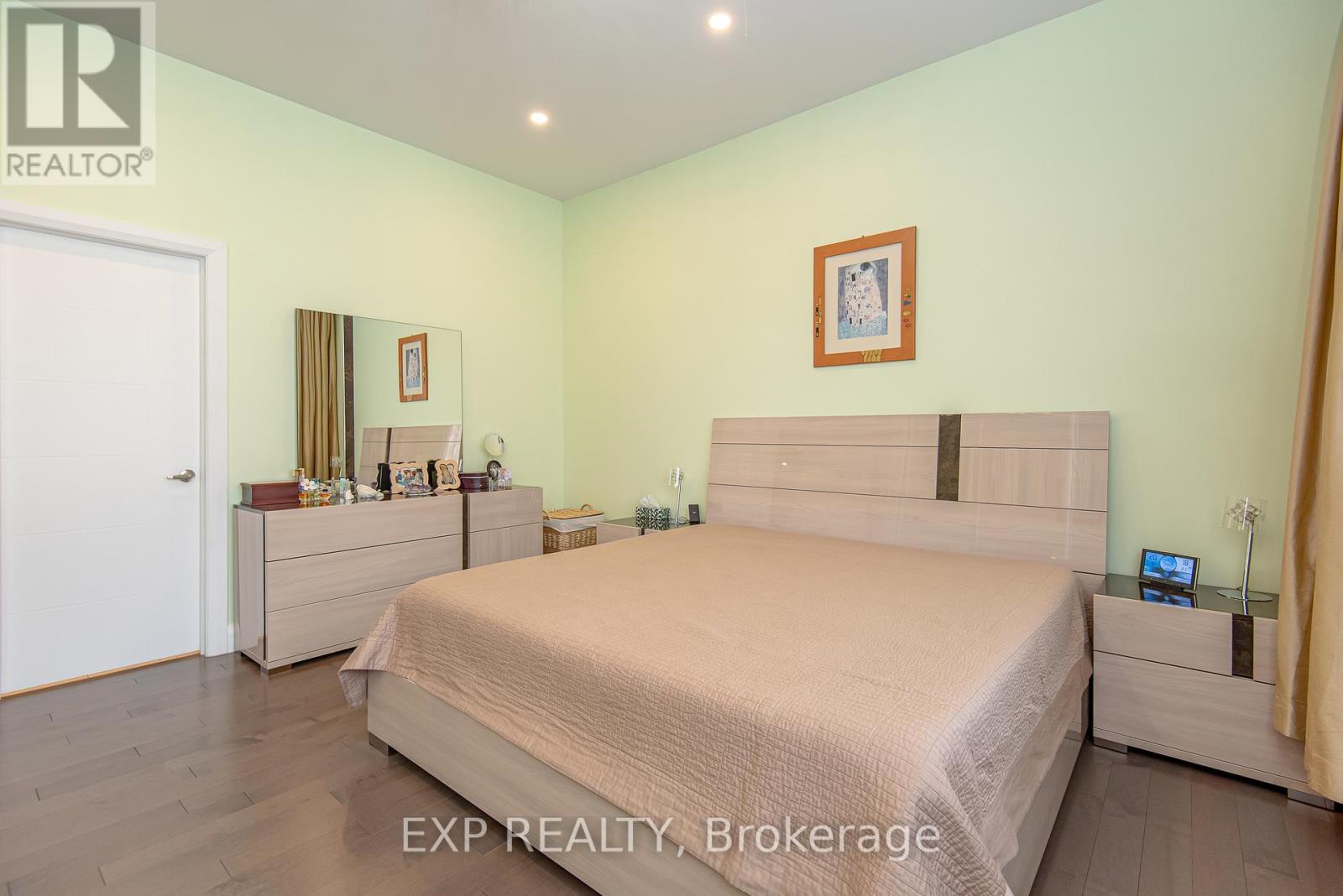 1473 ROSEBELLA AVENUE W - 25