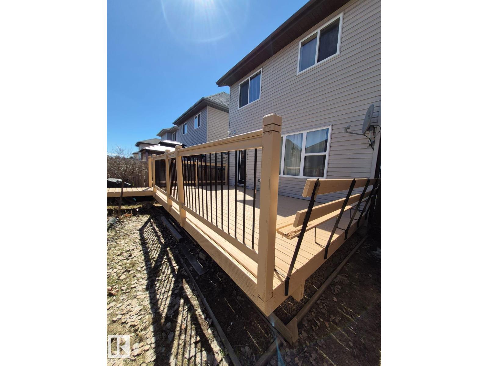 115 60 ST SW - 26