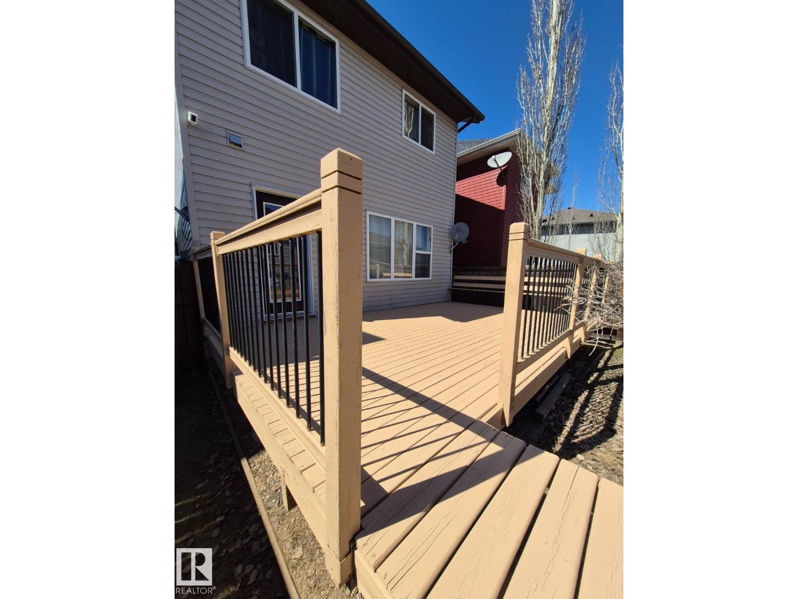 115 60 ST SW - 28