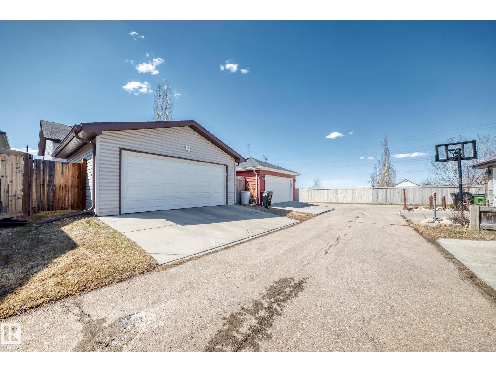 115 60 ST SW - 30