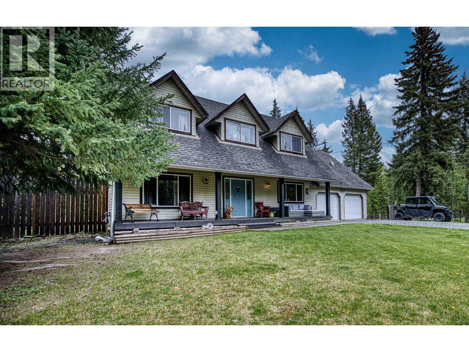 6341 WOLFE ROAD, 100 Mile House