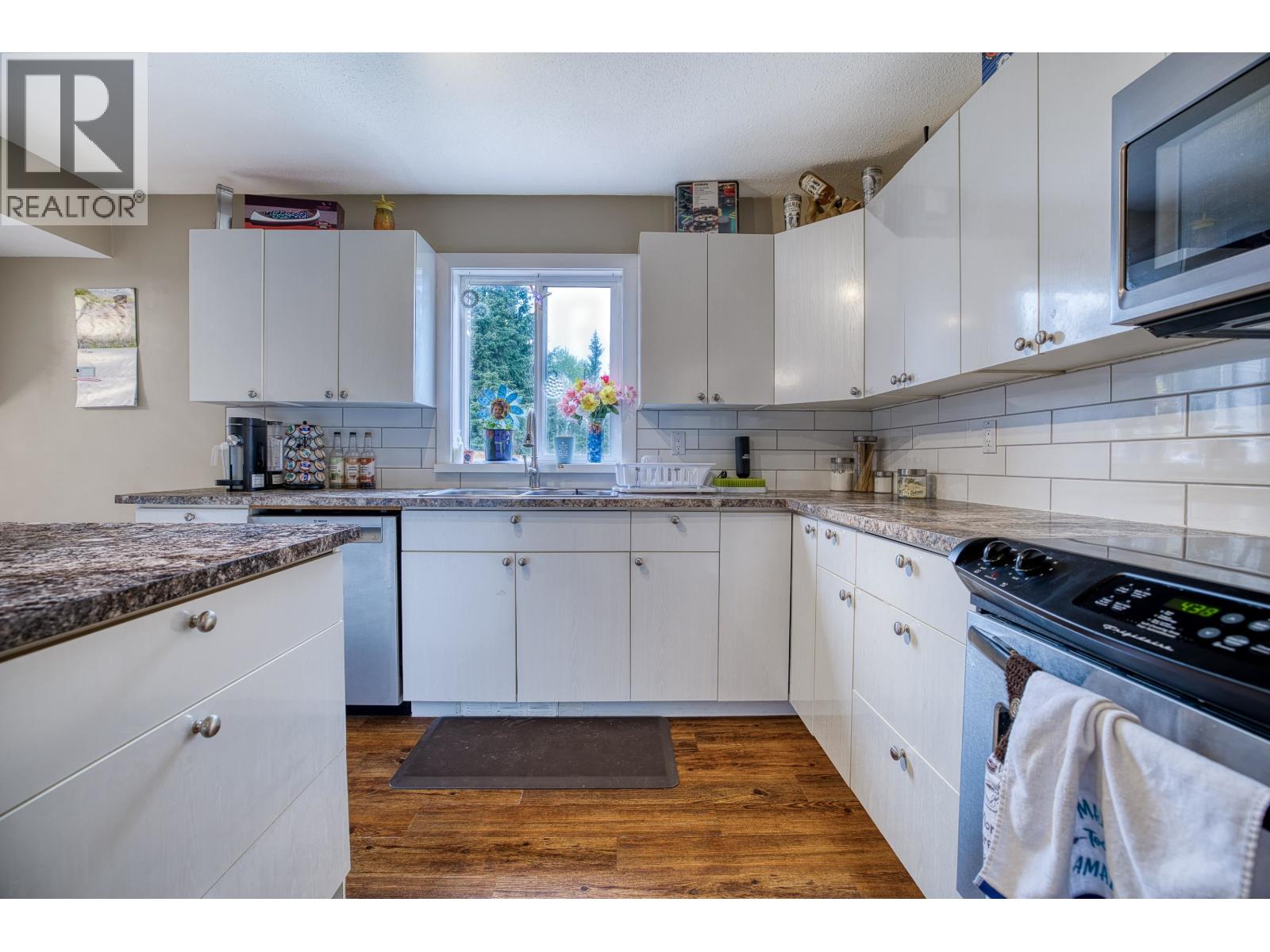 6341 WOLFE ROAD - 12
