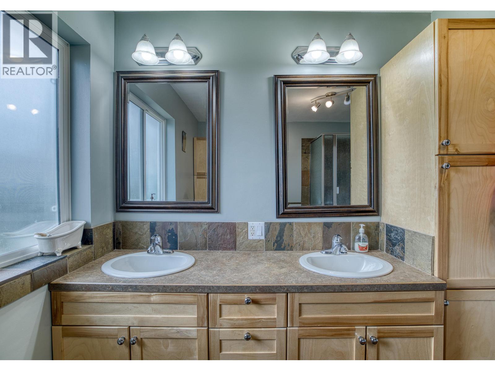 6341 WOLFE ROAD - 16