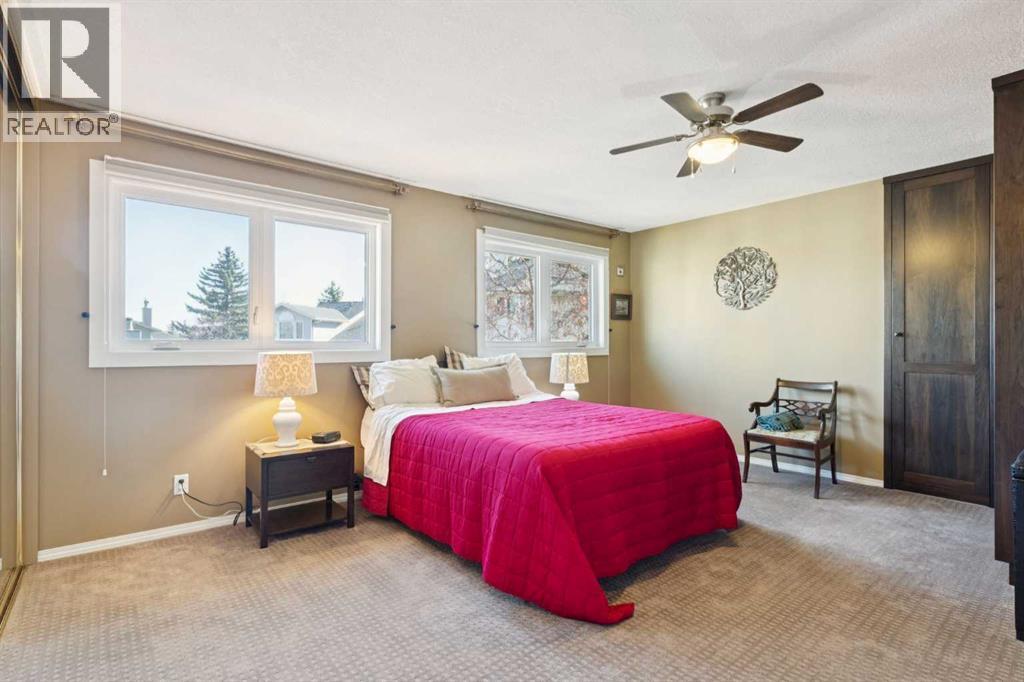 15 Millrise Lane SW - 13