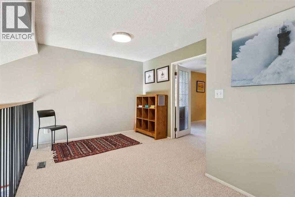 15 Millrise Lane SW - 19