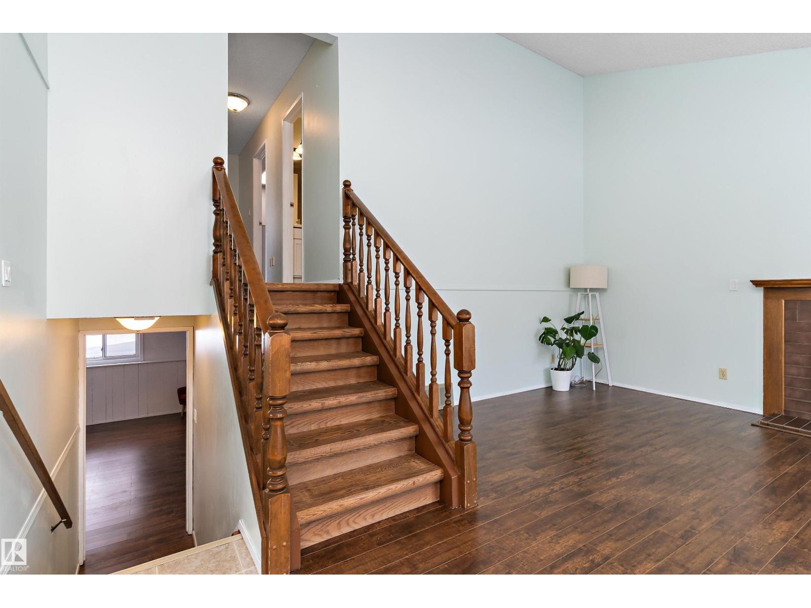 1511 104 ST NW — photo 11
