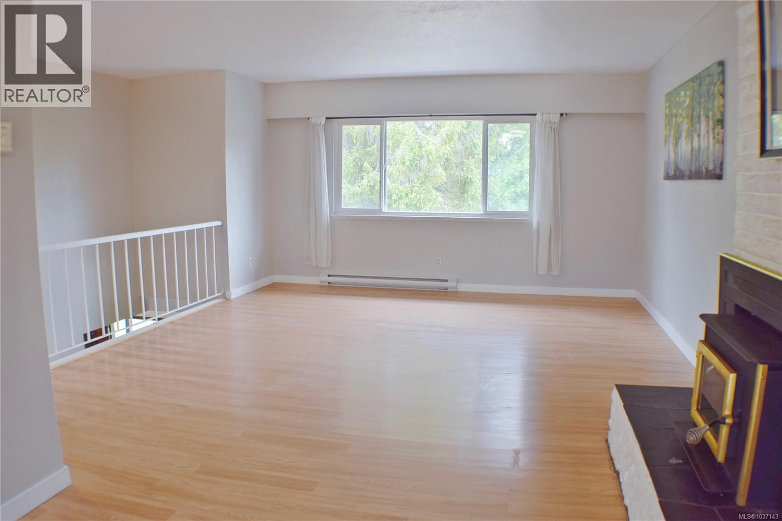 1825 Fairhurst Ave - 6