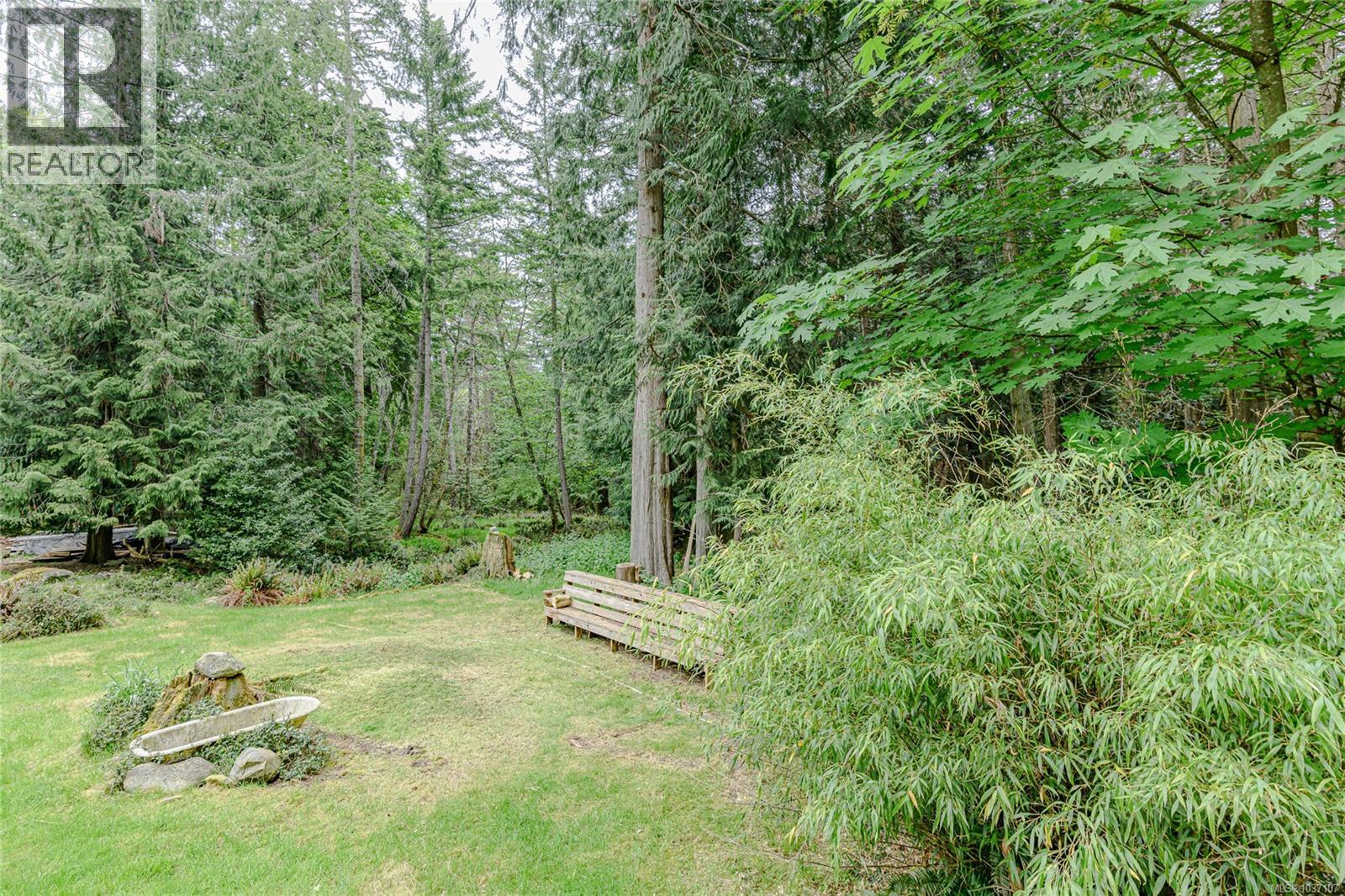 161 Holmes Rd - 28
