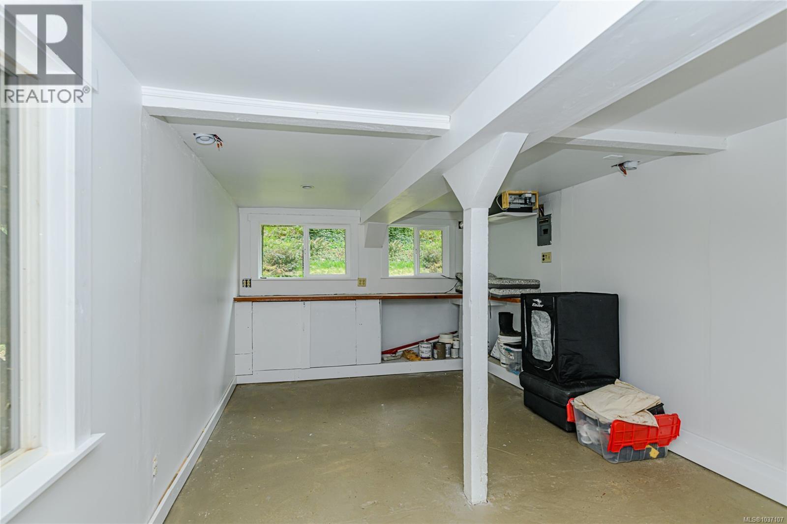 161 Holmes Rd - 42