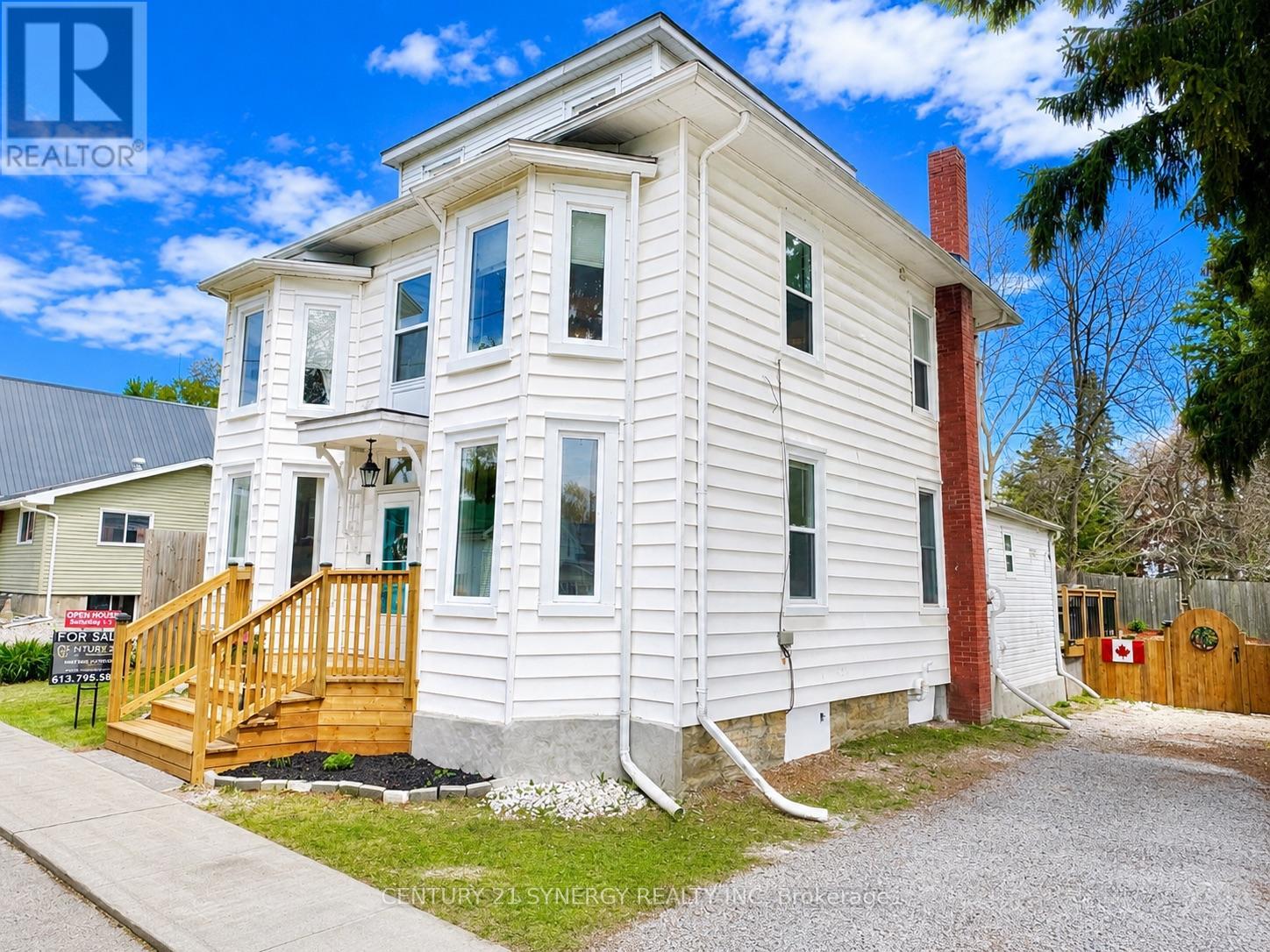 3 REID STREET - 4