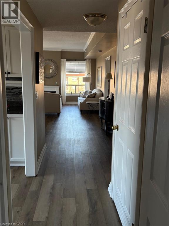 #402 3497 UPPER MIDDLE Road - 7