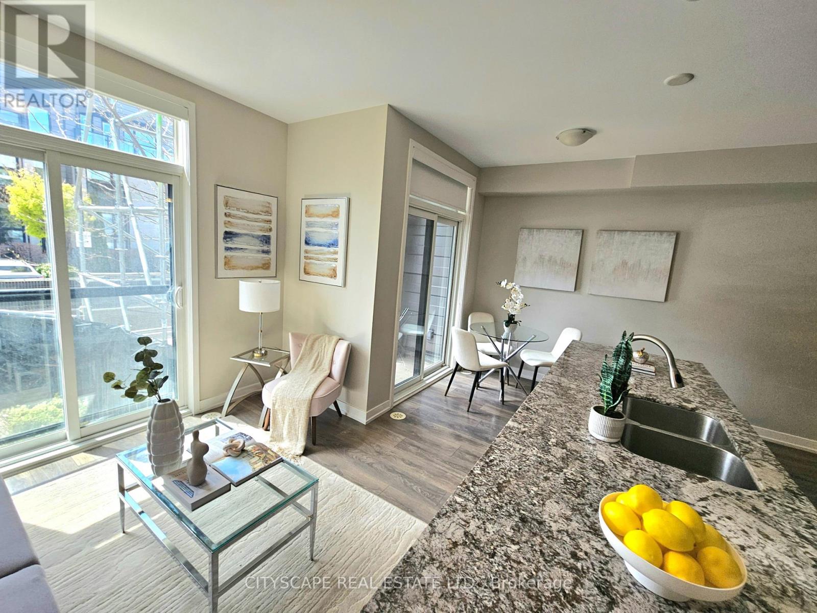 #9 31 FLORENCE STREET - 9