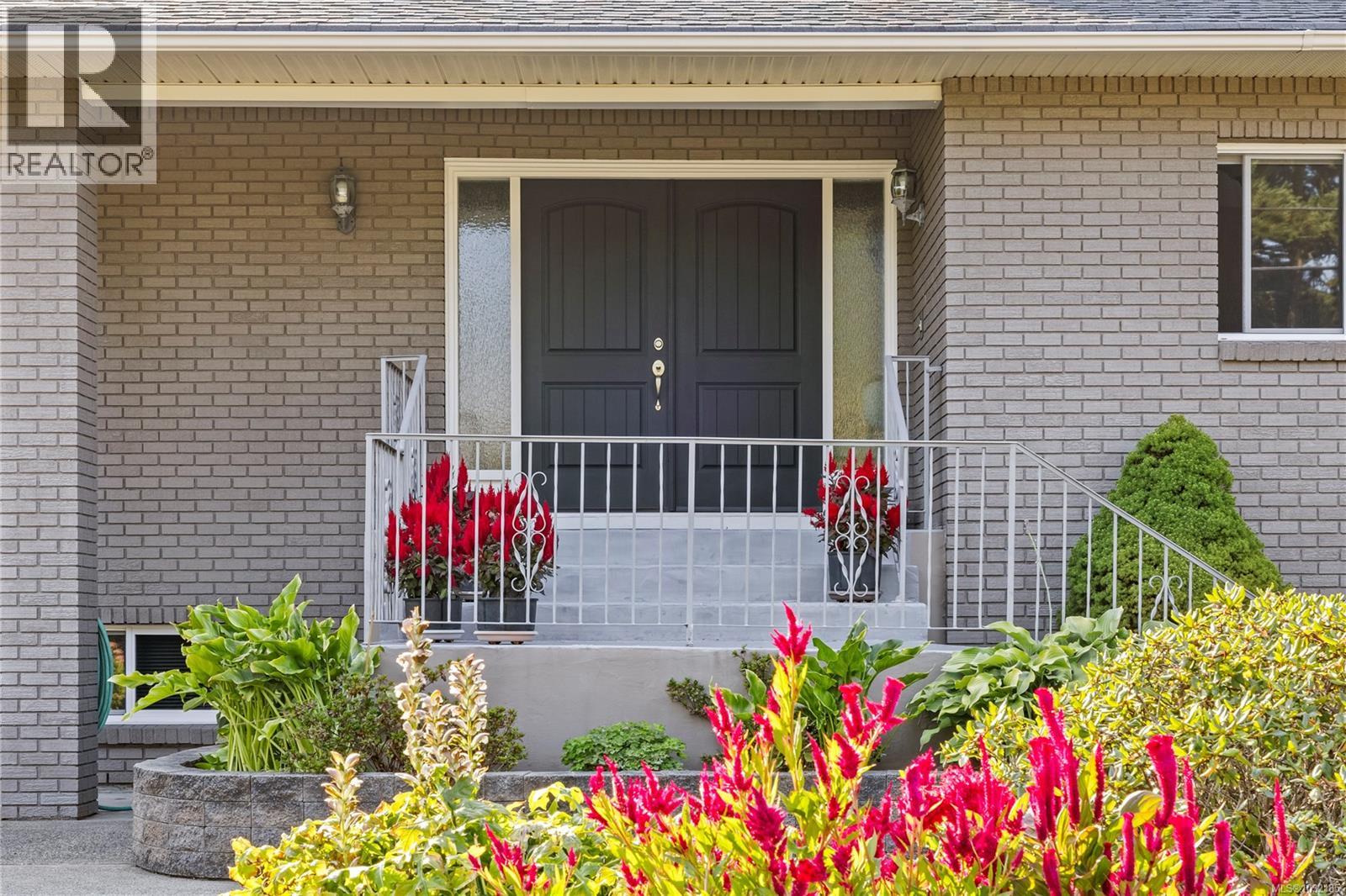 823 Glenhale Cres, Parksville