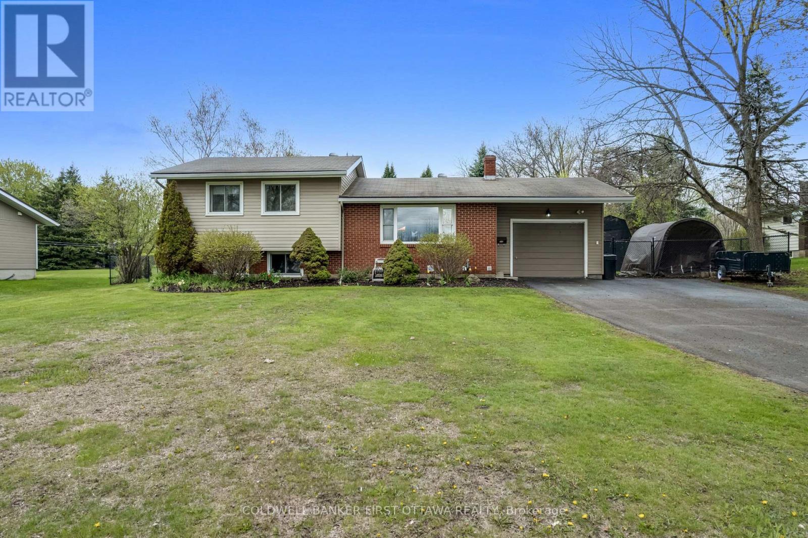114 MORRIS ROAD S - 3