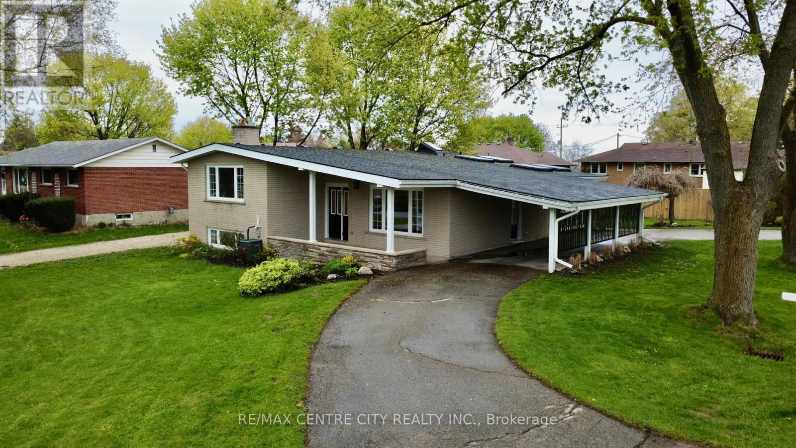 2193 MILLER AVENUE - 2