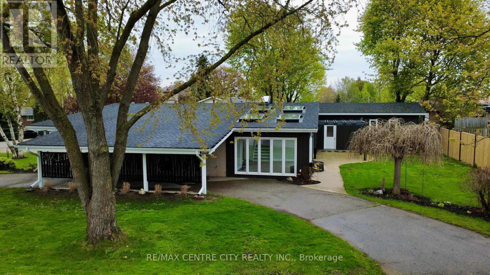 2193 MILLER AVENUE - 3