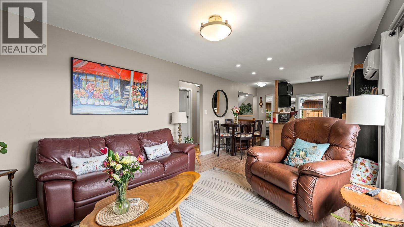 651 Colwyn St - 56