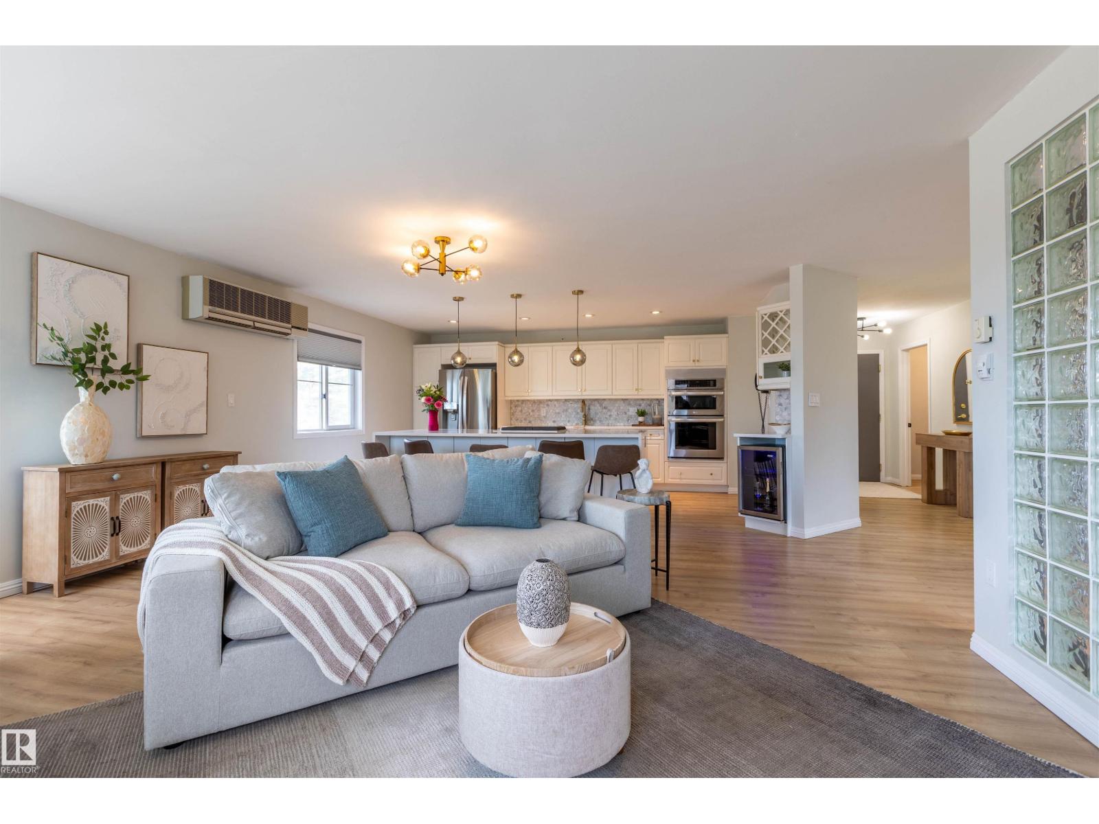 #303 20 GRANGE DR - 14