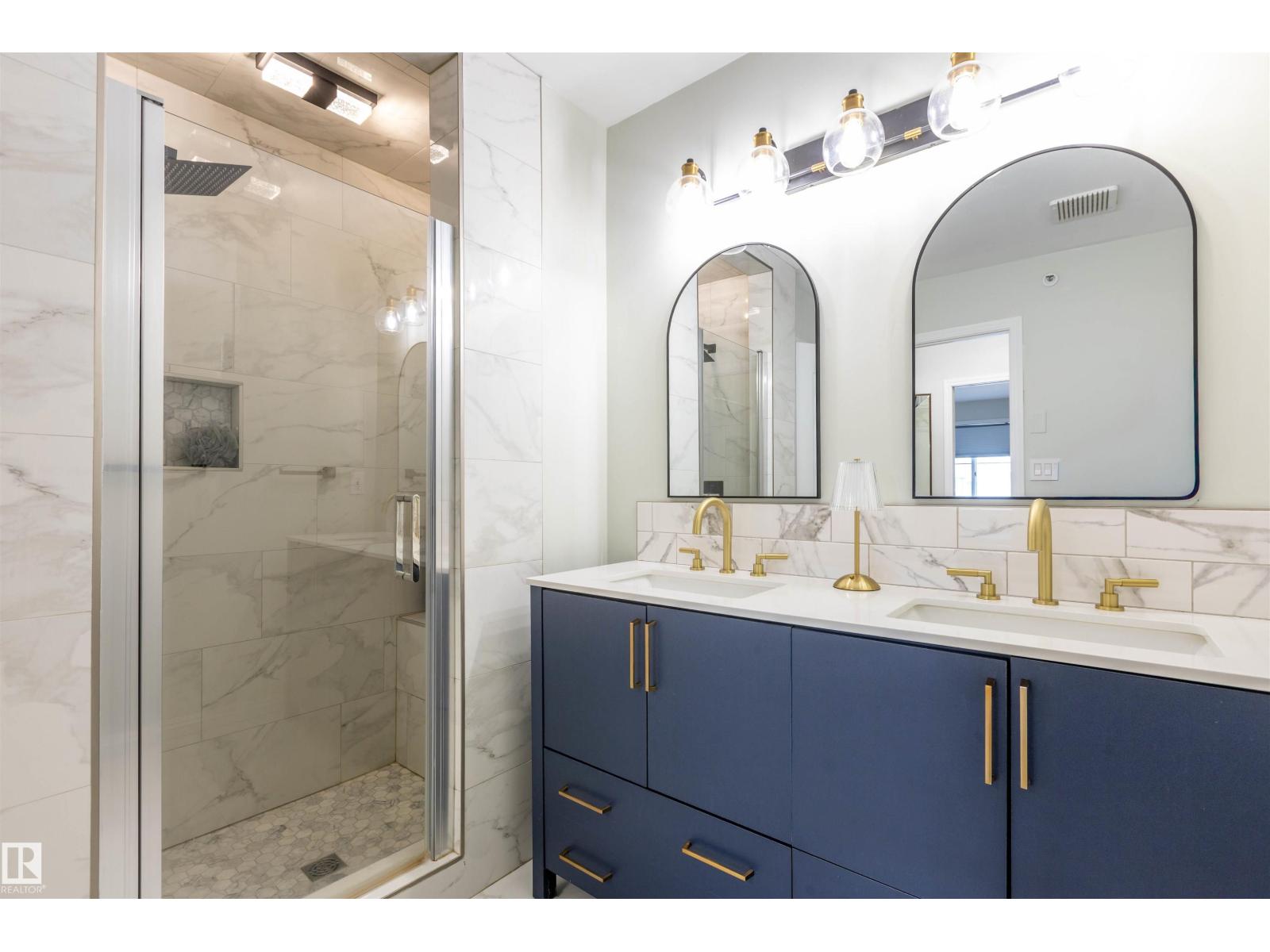 #303 20 GRANGE DR - 34
