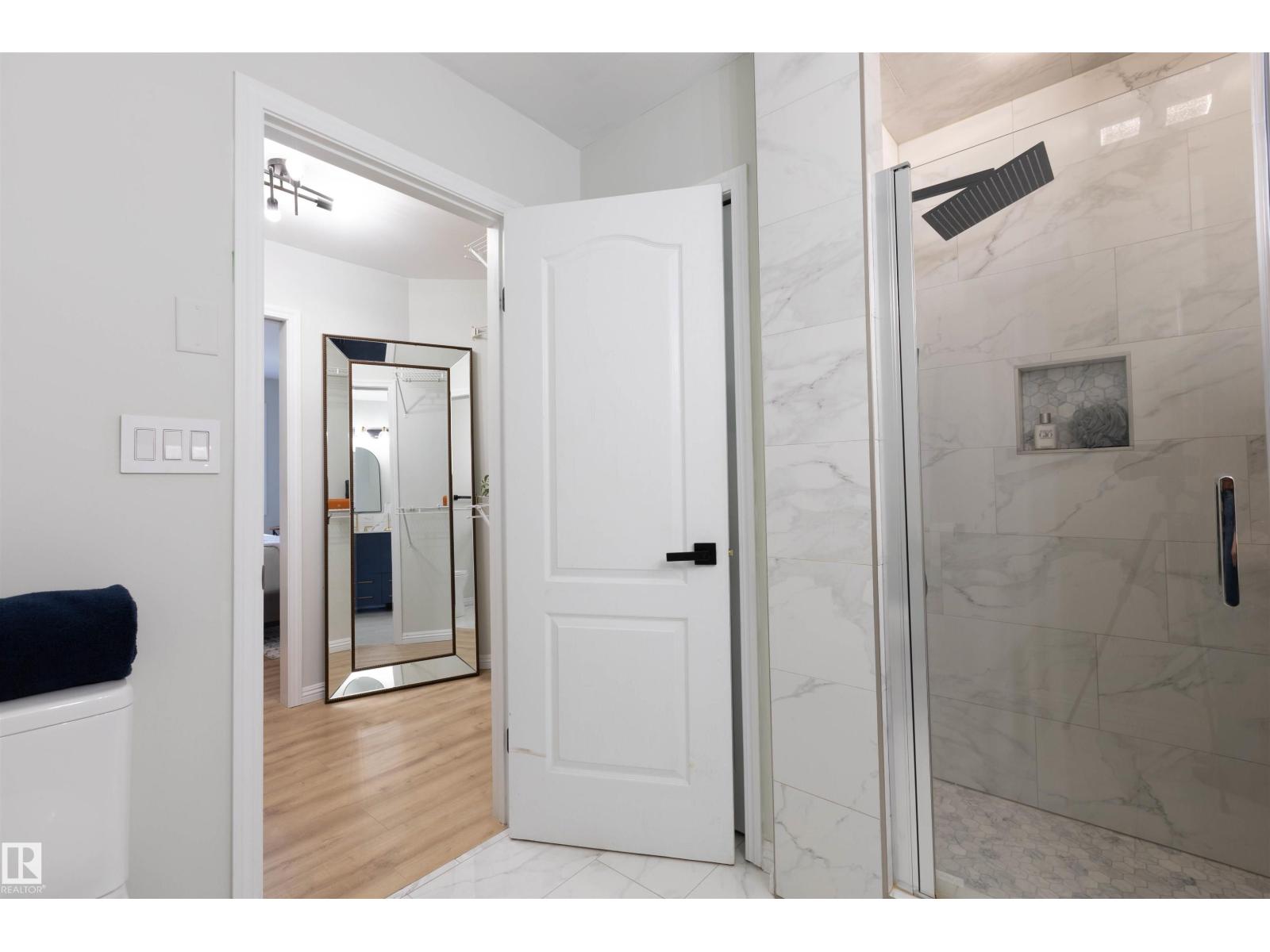#303 20 GRANGE DR - 35
