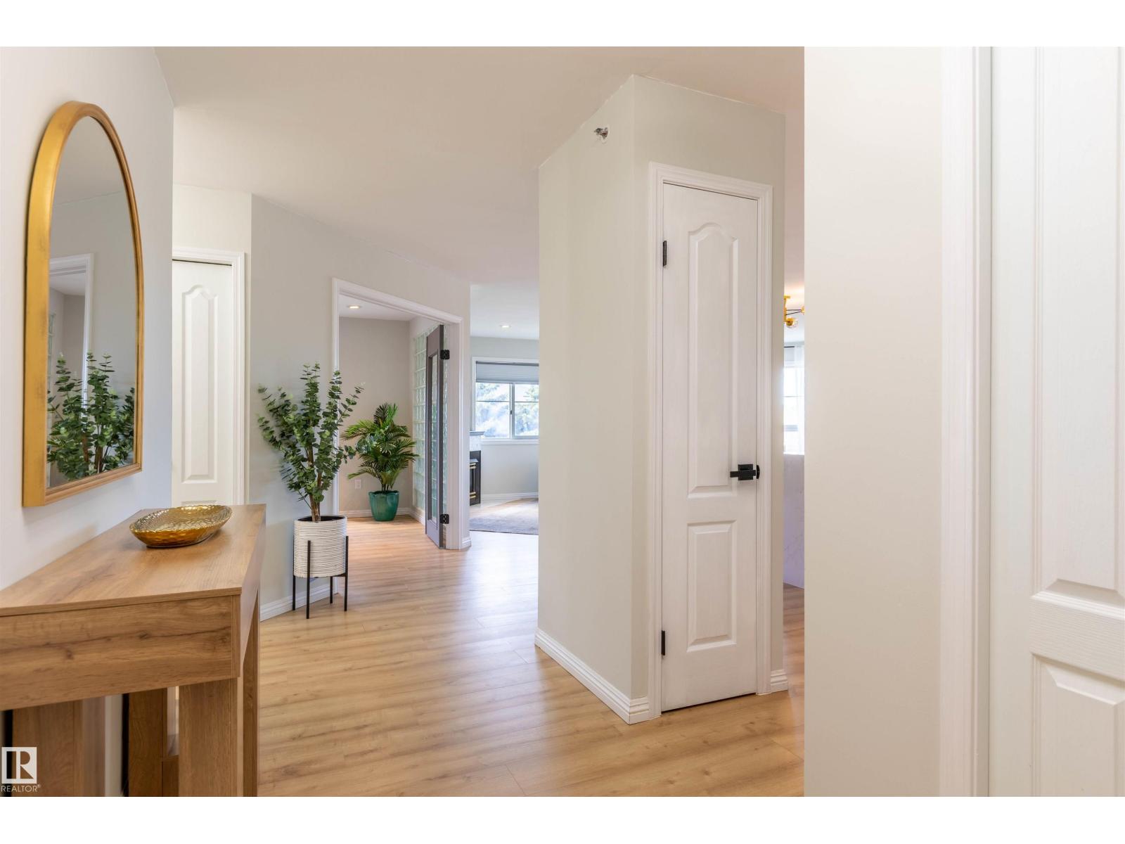 #303 20 GRANGE DR - 36