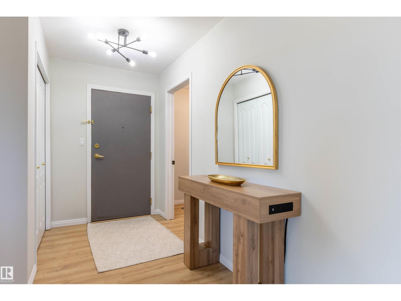 #303 20 GRANGE DR - 37