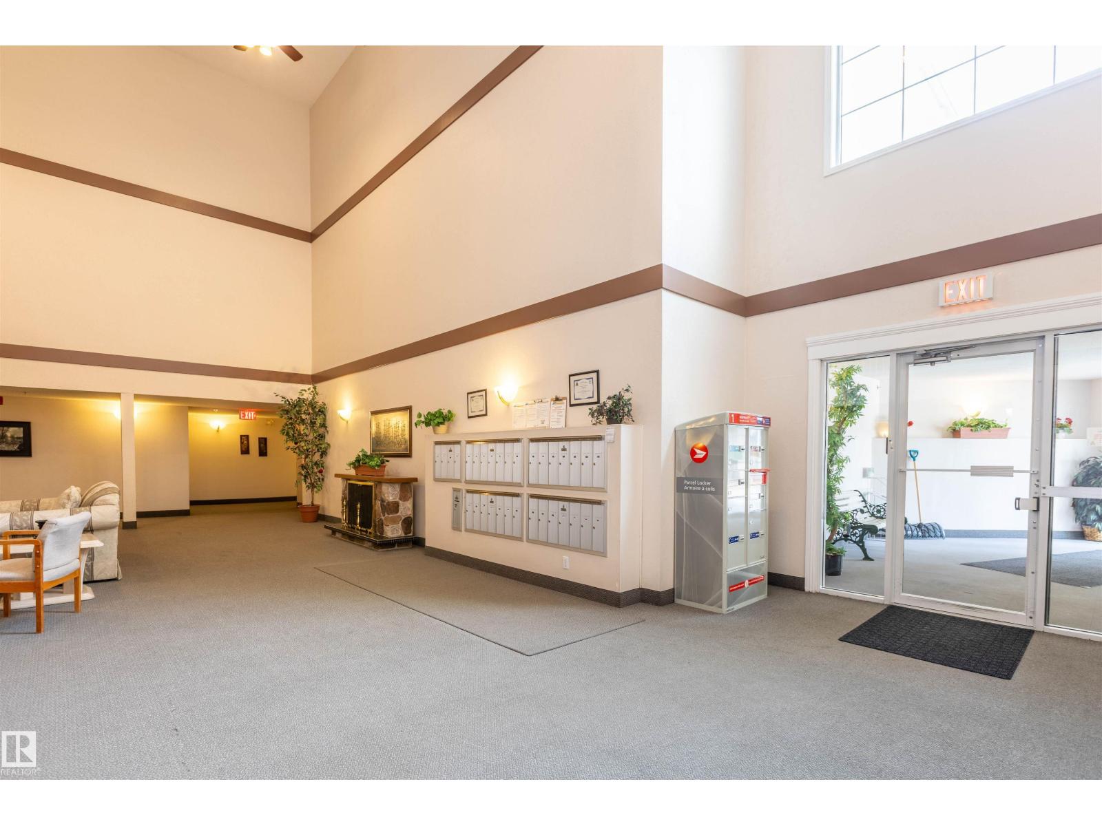 #303 20 GRANGE DR - 45
