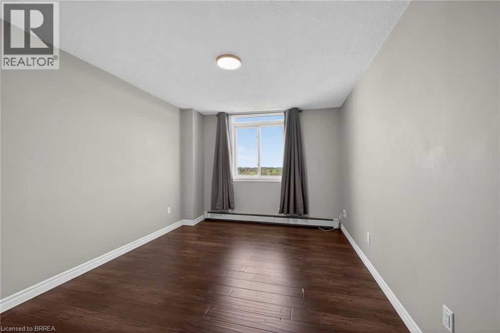 #902 640 WEST Street - 28