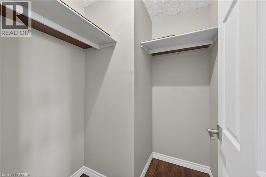 #902 640 WEST Street - 35