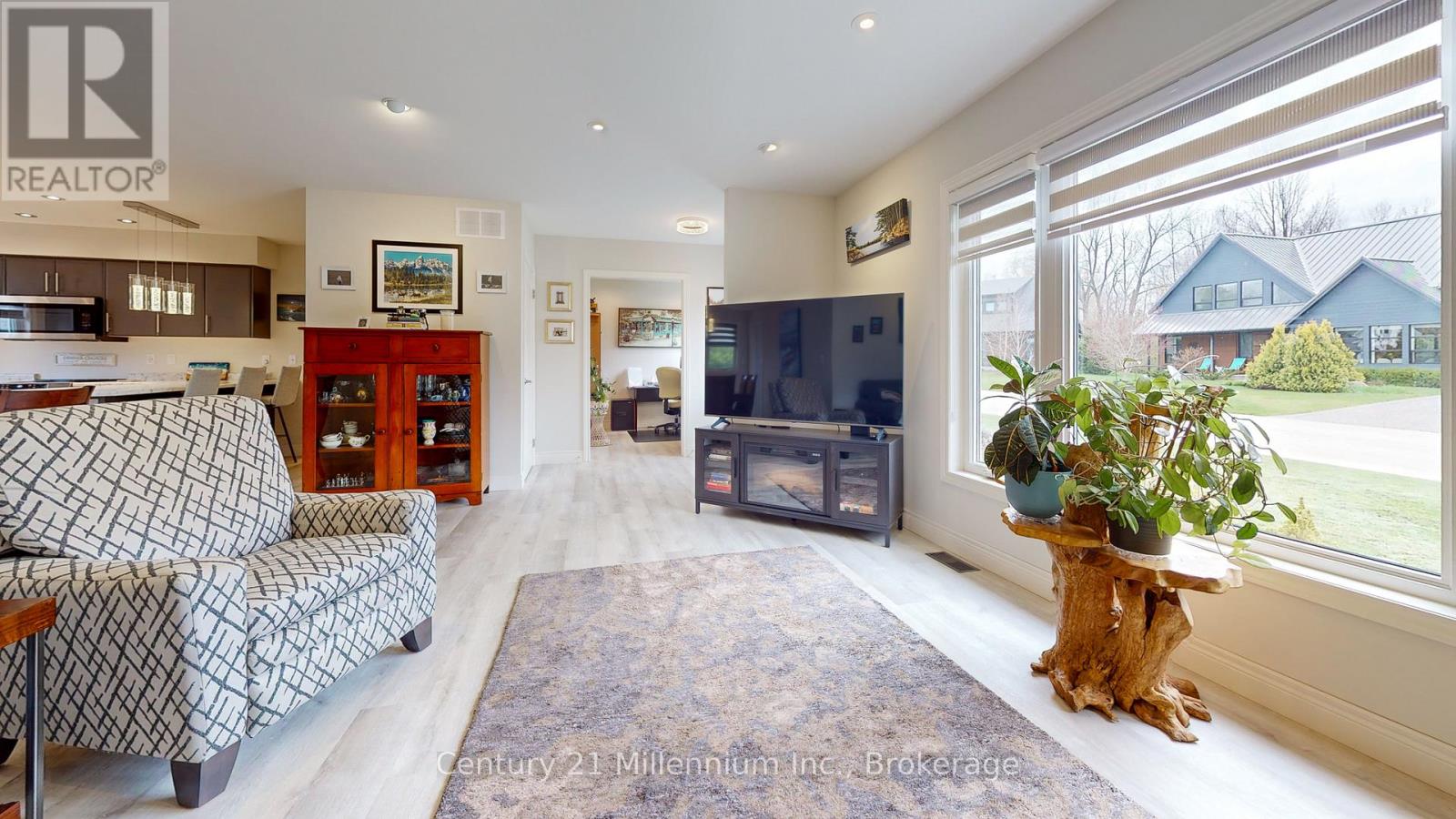 85 GORDON CRESCENT - 26