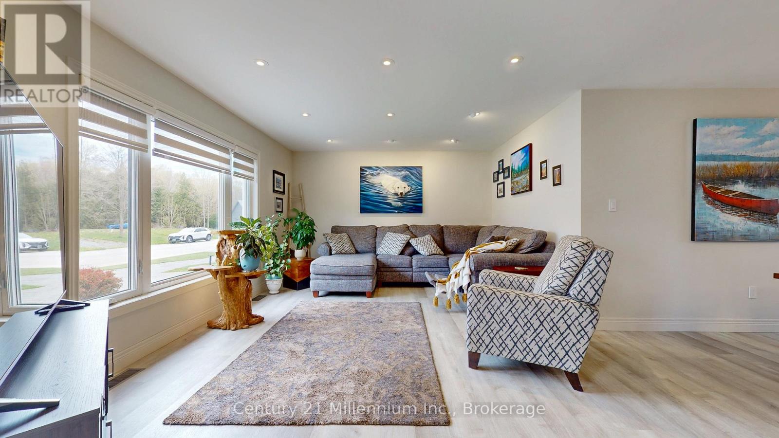 85 GORDON CRESCENT - 24